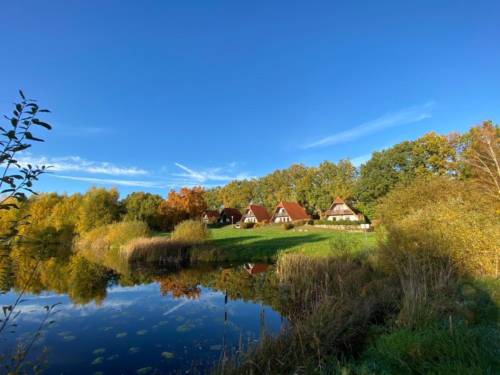 Finnhaeuser Am Vogelpark - Haus Andrea Marlow Exteriör bild